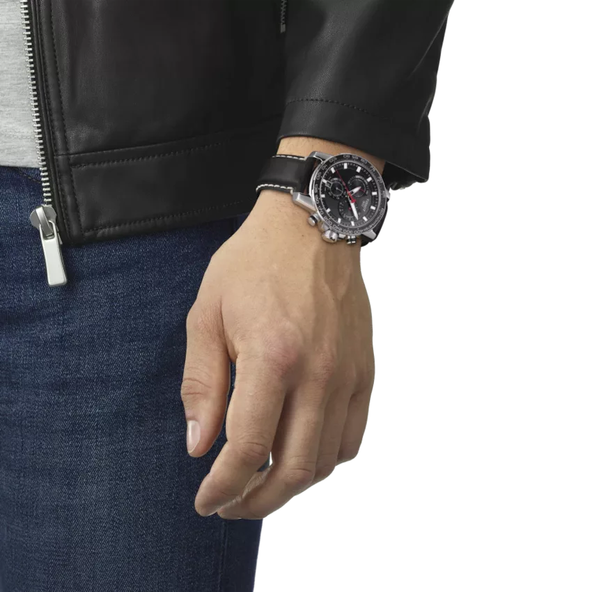 T125 617 16 051 00 WRIST 1