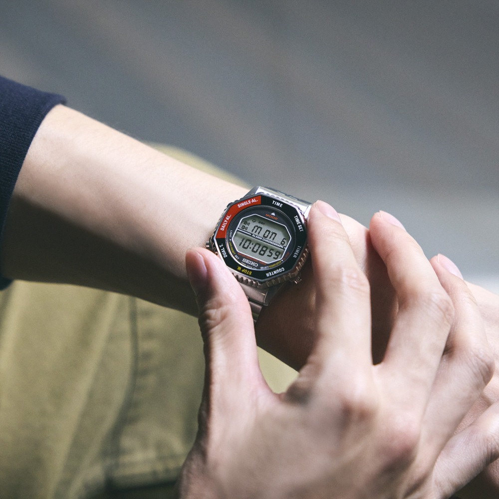 Orologio digitale da uomo seiko al quarzo in acciaio inox con cronografo e sveglia