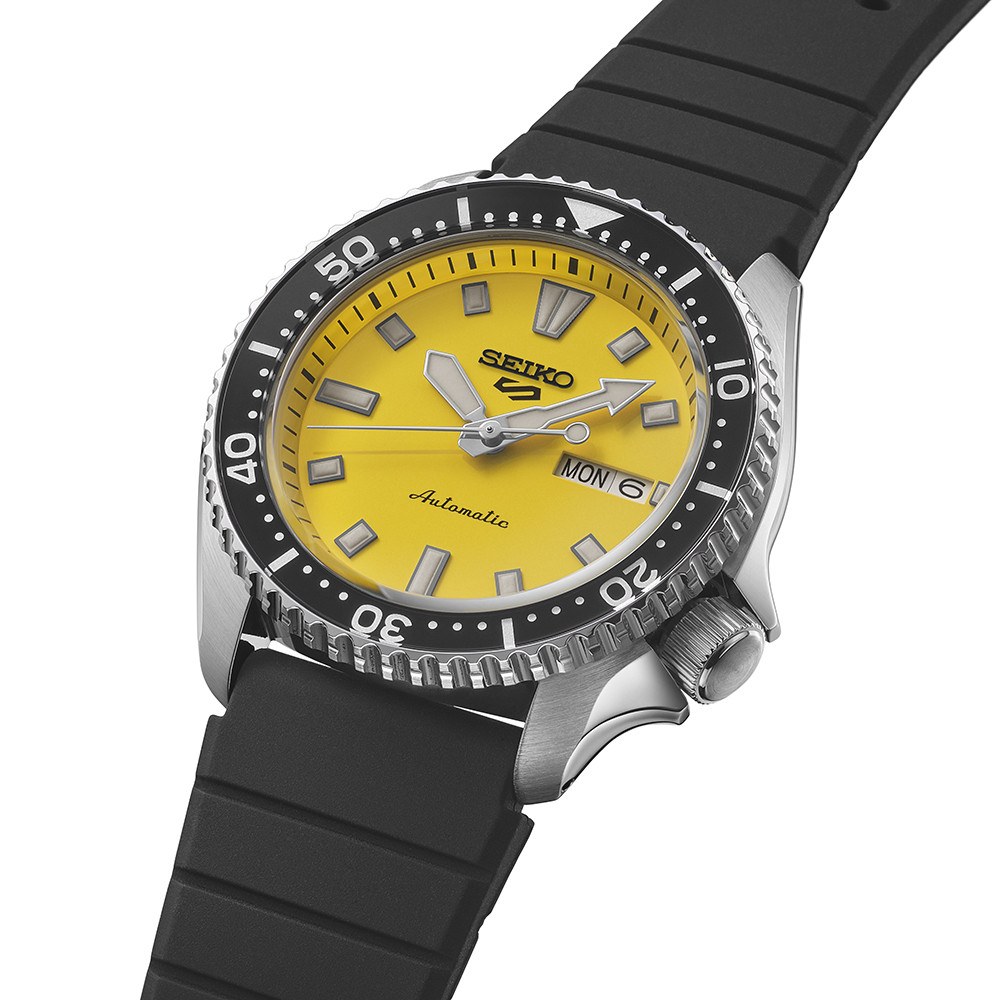 Orologio seiko 5 sports automatico quadrante giallo cinturino silicone data